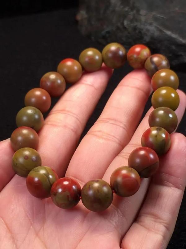 包漿料南紅懂的喜歡,不瞭解的覺得不值 包漿料南紅懂的喜歡,不瞭解的覺得不值