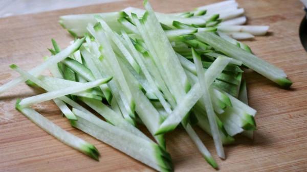 自制蘿蔔小鹹菜，經濟實惠，鮮香開胃，佐餐的好選擇