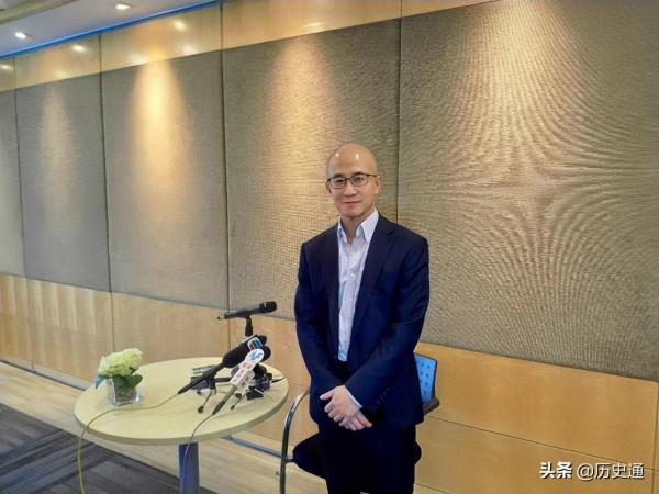 父子反目、兄弟鬩牆、母子結怨，家族“九子奪嫡”之戰無休無止