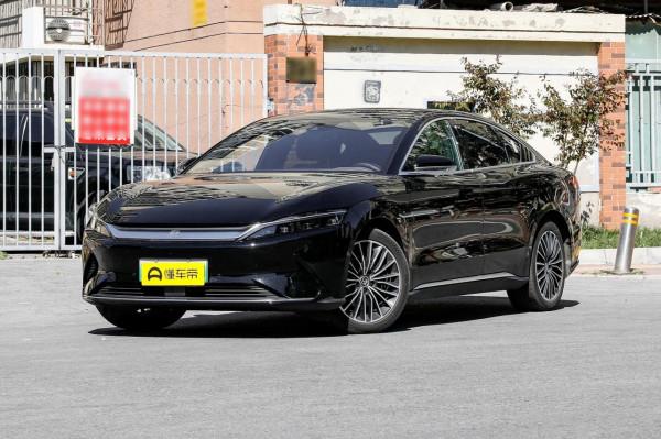 比亞迪漢EV超高顏值的純電動轎車