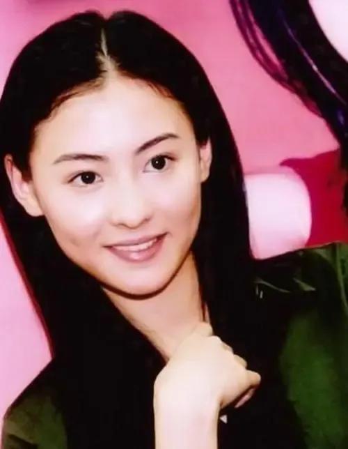 王菲VS張柏芝圖集：謝霆鋒上輩子拯救了銀河系啊