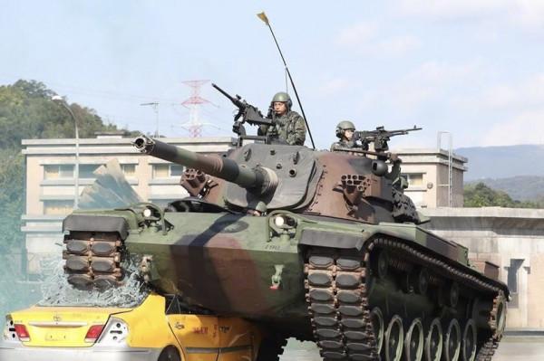 俄媒宣傳中國購買36架卡52重武直？單價2000萬美元，網友：來一打