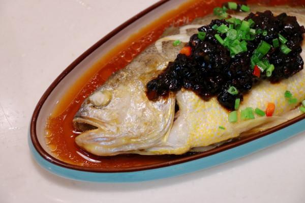 豆豉蒸小黃魚怎麼做好吃？豆豉蒸小黃魚的家常做法