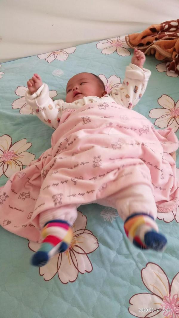 生完小寶2個月，體重從110斤長到135斤，想想都心碎