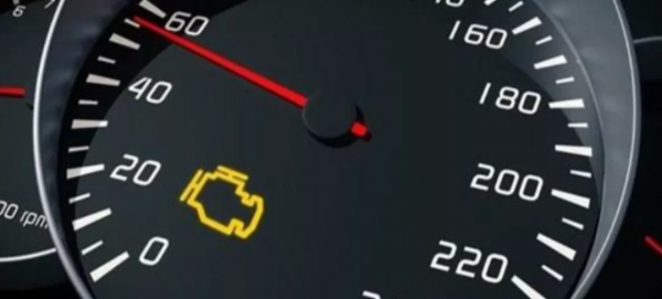 春節假期自駕遊，儀表盤上出現這些符號不要慌