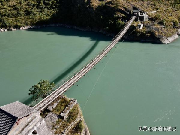 一年出門10個月縱橫30000公里，倆人一車要花多少錢？你能猜到嗎