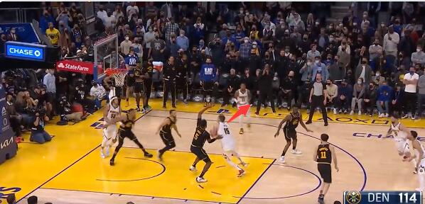 字母哥爆砍50+14破紀錄，特雷楊41+9克騎士，灰熊雙槍74分成空砍