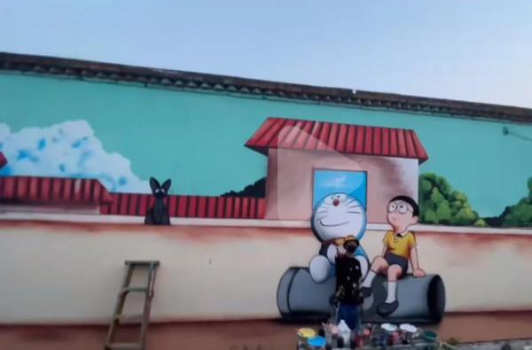 人民日報怒贊:90後帥哥辭職回村,把家鄉畫成網紅打卡地 人民日報怒贊:90後帥哥辭職回村,把家鄉畫成網紅打卡地