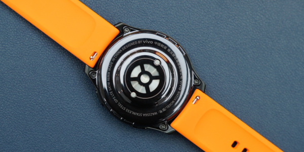 胖虎迎春：vivo WATCH 2新春禮盒搶鮮開箱