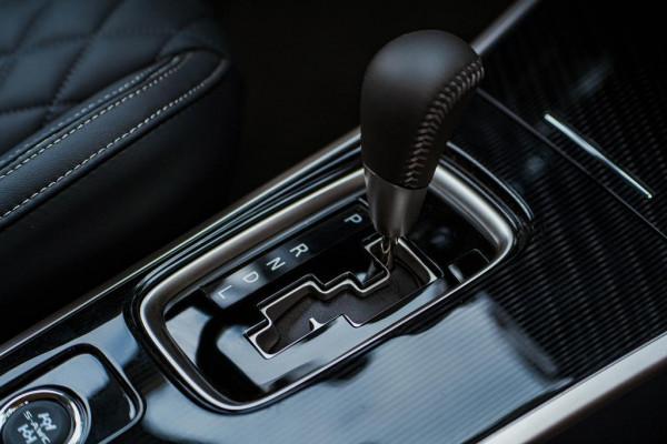 15.98萬元起 2022款三菱歐藍德上市 新增曜動版 15.98萬元起 2022款三菱歐藍德上市 新增曜動版