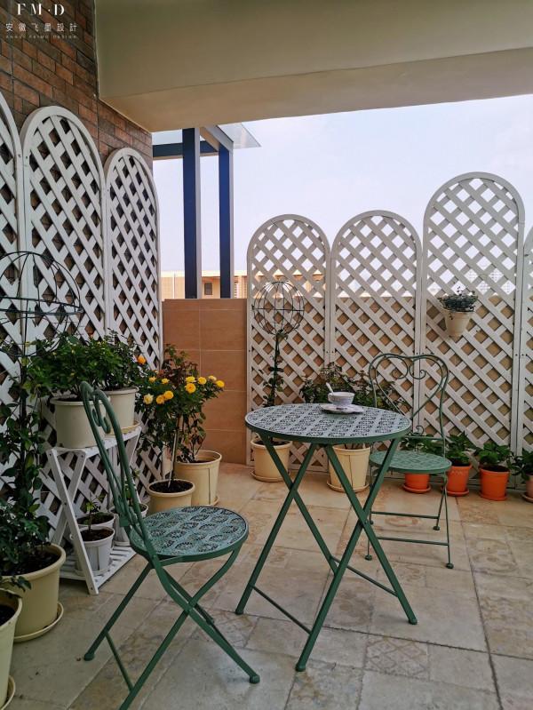 喜歡頂樓複式，空間大，樓板又能現澆一層，多出一間“空中書房”