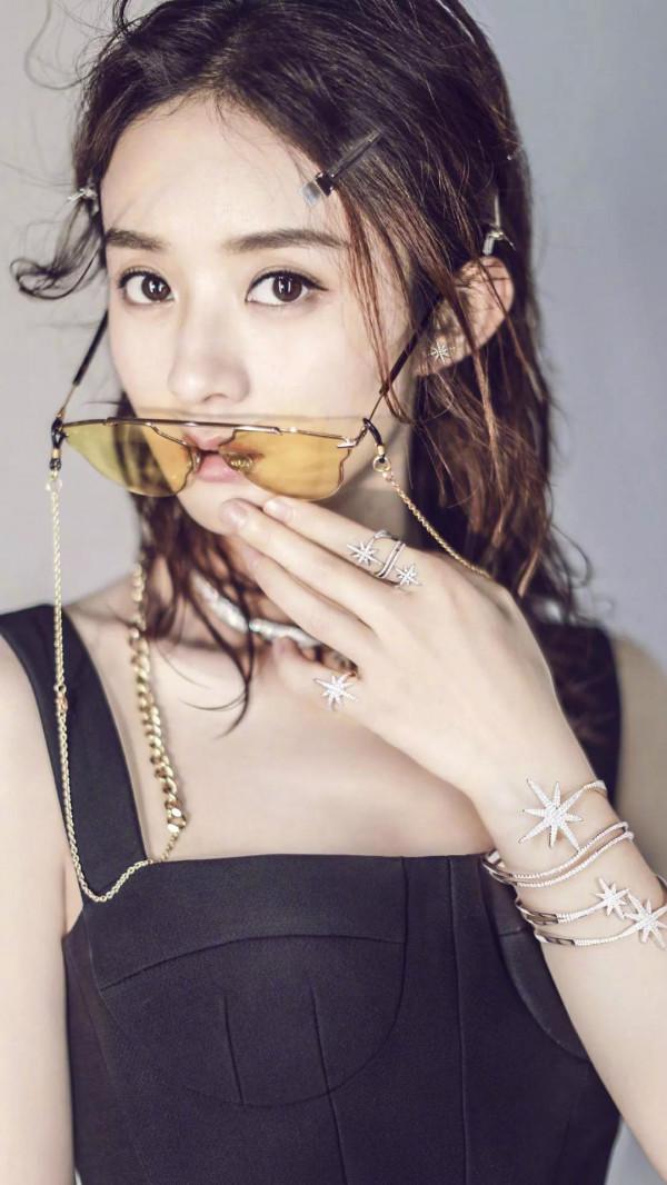 趙麗穎美照一冊，欣賞