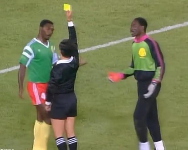 1990年世界盃1/4決賽，萊因克爾臨危救主，非洲雄獅昂首告別