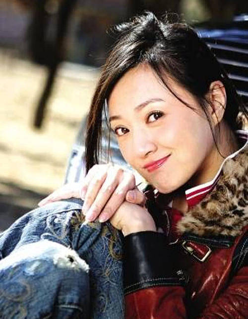 央視春晚釘子戶演員金玉婷，到底經歷了啥被送入精神病院，現如何