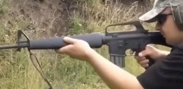 步槍能當狙擊槍使用？世界六大名槍之一-M16是如何做到的？