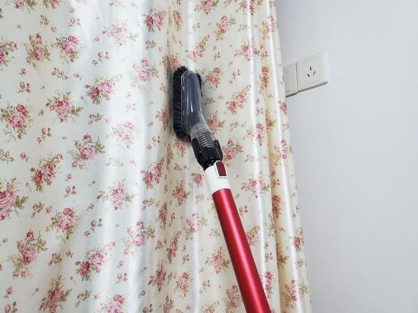 該來個大掃除了，看看斐納無線手持家用吸塵器展神力