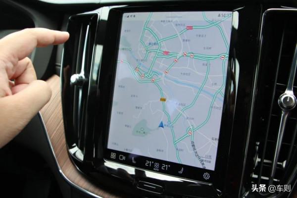 悶騷男繞不過的豪華車，全系升級改混動，試駕新款沃爾沃XC60