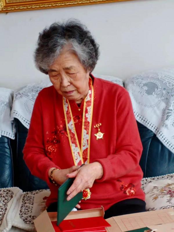 家庭檔案、充滿博愛