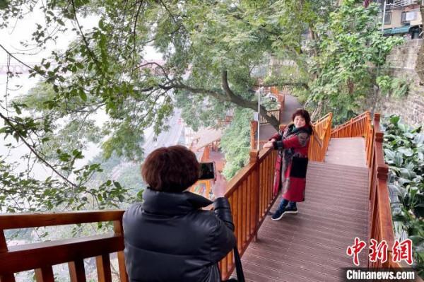 重慶戴家巷:崖壁上的百年老街 重慶戴家巷:崖壁上的百年老街