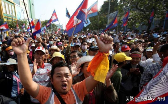 70萬人“飄浮”在東南亞最大淡水湖上，無身份無國籍無人問津