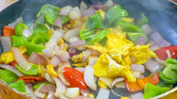 過年吃膩了大魚大肉，推薦10道&OpenCurlyDoubleQuote;刮油菜&rdquo;，5分鐘上桌，清爽解膩