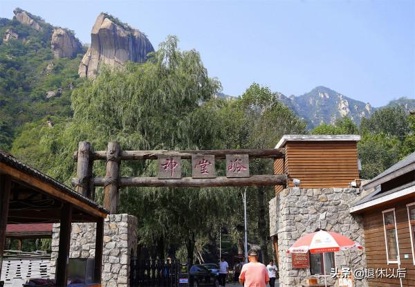 遊走青山秀水間，遛娃嬉戲好休閒