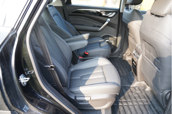 要大空間還要動力好配置高,捷途X90和歐尚X7怎麼選? 要大空間還要動力好配置高,捷途X90和歐尚X7怎麼選?