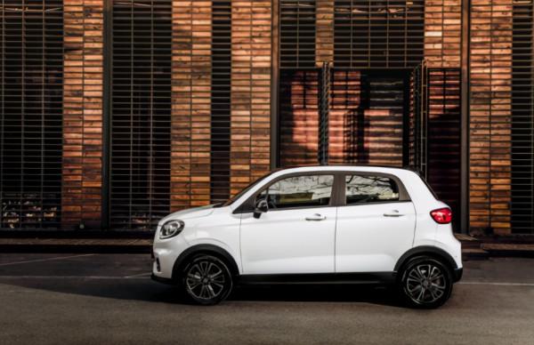 零跑T03,一輛“憑本事漂亮”的車 零跑T03,一輛“憑本事漂亮”的車