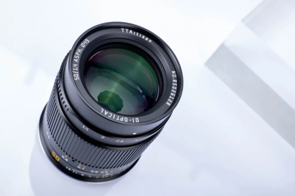 一千出頭的國產徠卡式50mm F1.4鏡頭 一千出頭的國產徠卡式50mm F1.4鏡頭