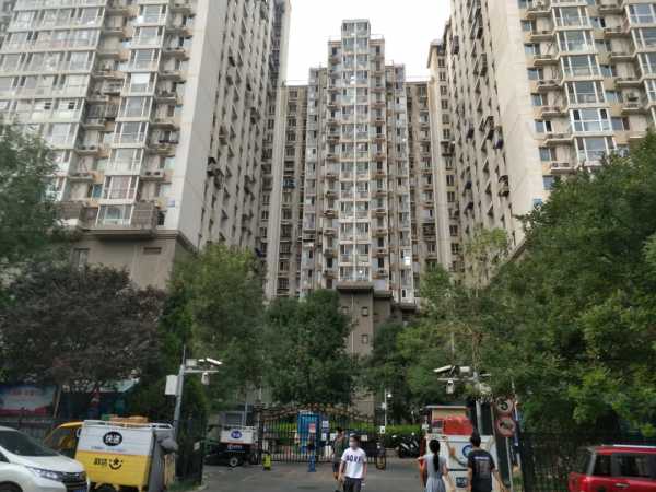 東南五環內外,剛需上車新熱點,估計有三百萬就夠 東南五環內外,剛需上車新熱點,估計有三百萬就夠