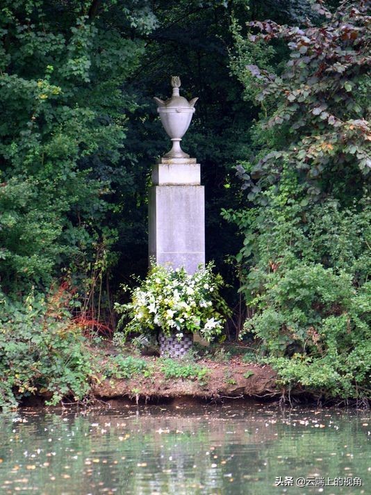 為什麼戴安娜王妃的墓地不向公眾開放?威廉和哈里來看過母親嗎? 為什麼戴安娜王妃的墓地不向公眾開放?威廉和哈里來看過母親嗎?