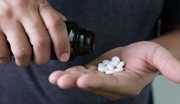 常用的兩大抗生素：阿奇黴素和頭孢，你瞭解它們的主要區別嗎？