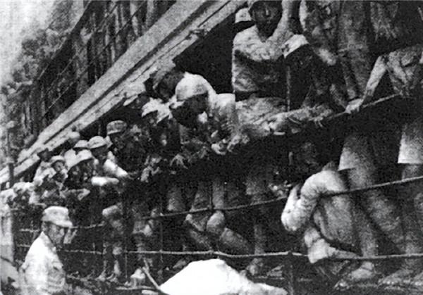 集團軍總司令壯烈殉國,老兵冒死搶回遺體:滿是槍眼和炮彈痕跡 集團軍總司令壯烈殉國,老兵冒死搶回遺體:滿是槍眼和炮彈痕跡