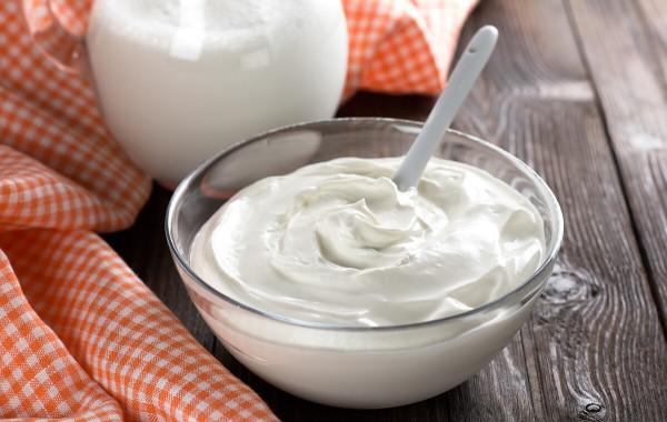 喝酸奶補充益生菌，需要選擇什麼樣的酸奶，什麼時候吃？