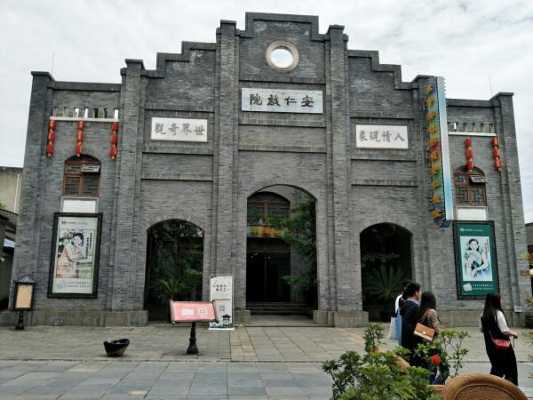 成都必去的七大古鎮：吃住便宜，全部免門票！一個比一個美