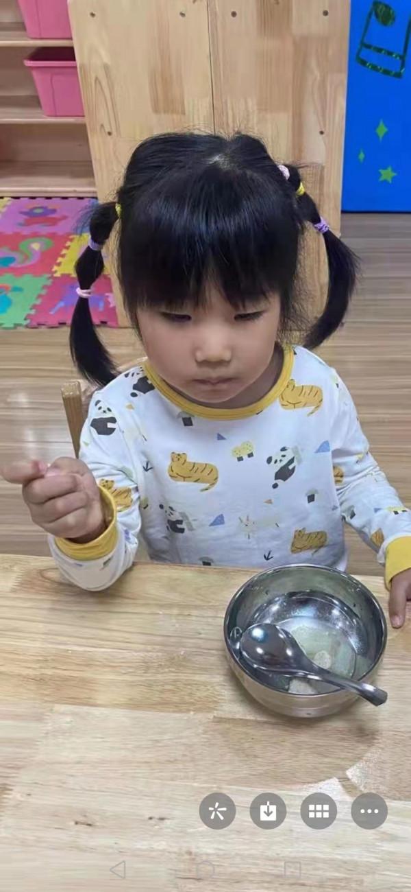 一場感冒,讓小“漢堡”變懂事了 一場感冒,讓小“漢堡”變懂事了