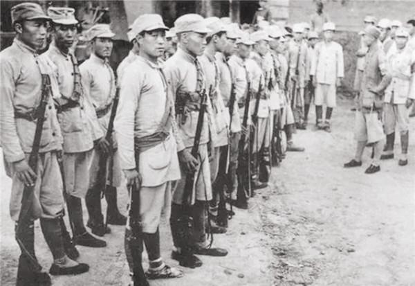 八路軍悲壯的主力團，團長和營長全戰死，副團長成二野頭號虎將