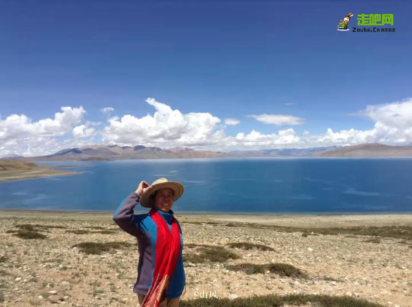 退休工人老兩口吃住在車上，養老金自駕遊，十年走遍中國