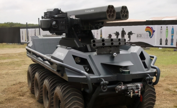 印軍戰鬥力再升級!高科技無人武器部署邊境,不肉搏改打資訊戰? 印軍戰鬥力再升級!高科技無人武器部署邊境,不肉搏改打資訊戰?