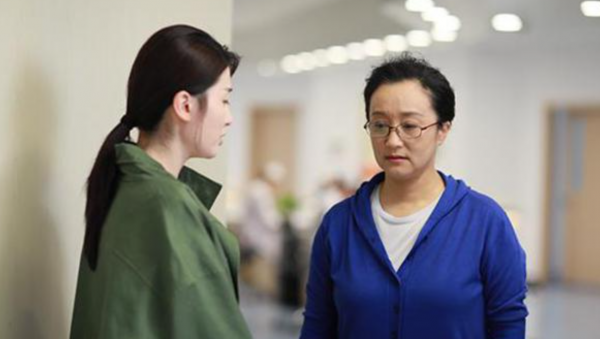 收視辣媽楊昆：演了31年配角，為何拖欠4.5萬物業費被告上法庭？