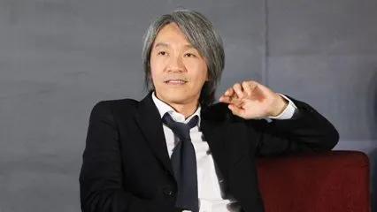 61歲農村醜老太，草根逆襲“星女郎”，出演兩部電影買兩套房