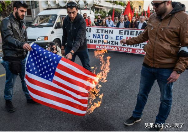 11月19日,萬人遊行席捲多國;越南漁船撞擊泰艦;李顯龍警告美國 11月19日,萬人遊行席捲多國;越南漁船撞擊泰艦;李顯龍警告美國