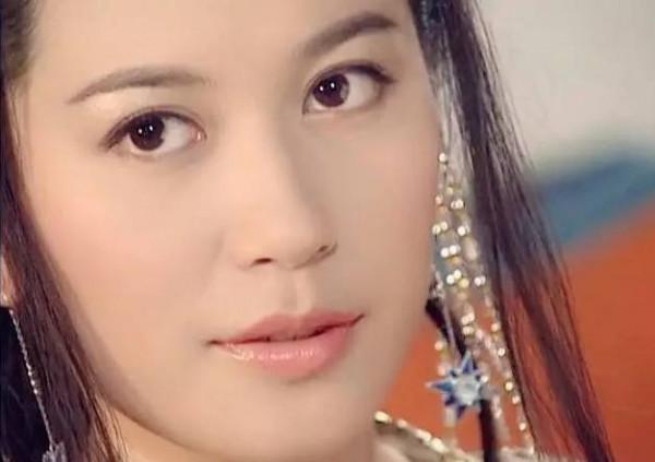 “花期長”的女演員，我只服這4位！顏值和氣質從出道前就沒變過