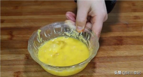 沙琪瑪最簡單的做法，一碗麵粉3個雞蛋，香脆酥軟，比買的還好吃