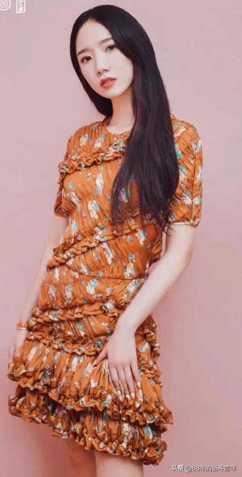 “宇宙少女”孟美岐 “宇宙少女”孟美岐