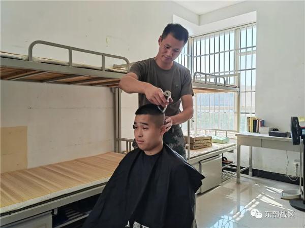 新兵家長：中秋佳節，您有一封來自軍營的信