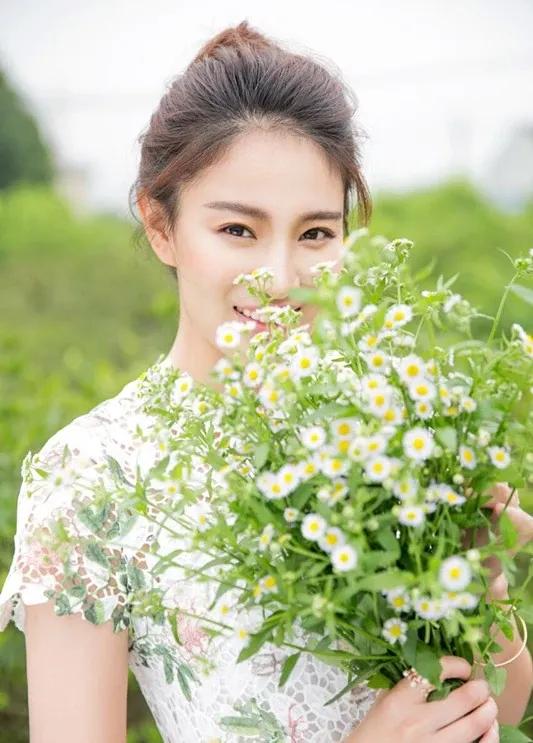 這些女明星當過兵