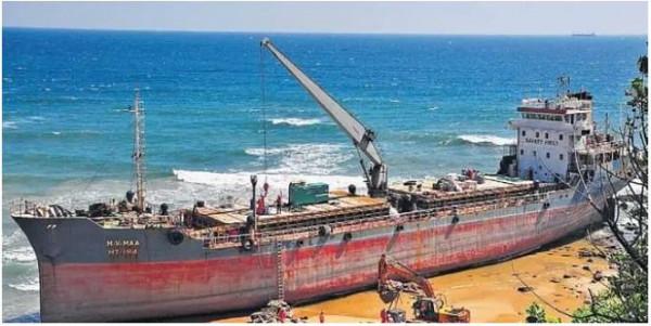 看!這艘海上擱淺船,馬上變身浮動豪華餐廳啦 看!這艘海上擱淺船,馬上變身浮動豪華餐廳啦