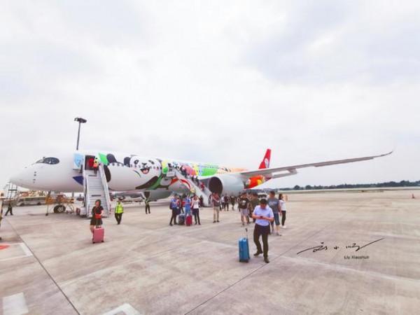 現在大家出去旅遊，為什麼都越來越喜歡坐高鐵，卻不喜歡坐飛機？