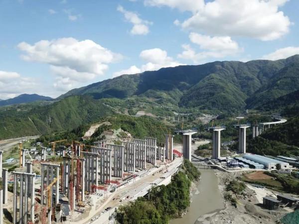 四川這條高速公路,今年不通車 四川這條高速公路,今年不通車